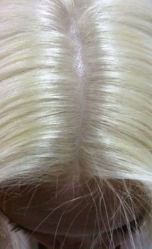 Джентльмены предпочитают блондинок: обесцвечивание волос в салоне.