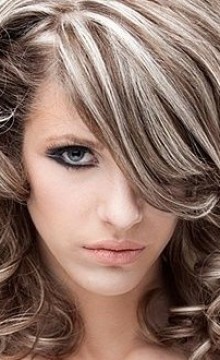 Особенности мелирования русых волос