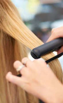 Кератиновое выпрямление волос: в чем суть процедуры и как выбрать мастера?