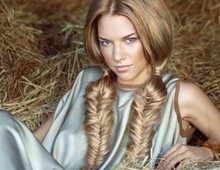 Разные способы плетения косичек на длинные волосы